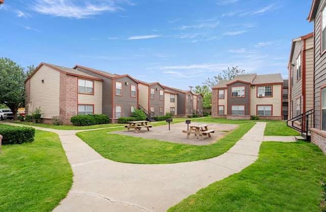 1200 East Broadway Street , Hobbs, NM, 88240 - 2-215 - 1200 East Broadway Street, Hobbs, NM 88240