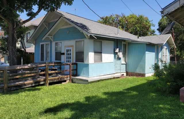 509 RIGSBY AVE - 509 Rigsby Avenue, San Antonio, TX 78210