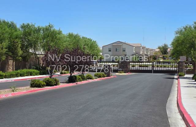 NW! 3 Bedroom Townhouse!! Gated!! Parks!! All Tile Floors Downstairs!! 2 Car Garage!!! Gallery 3