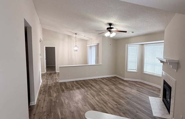 110 Breezewood Dr. Gallery 2