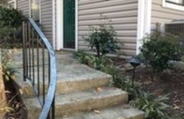 1302 Wynnes Ridge Circle SE - 1302 Wynnes Ridge Cir SE, Cobb County, GA 30067