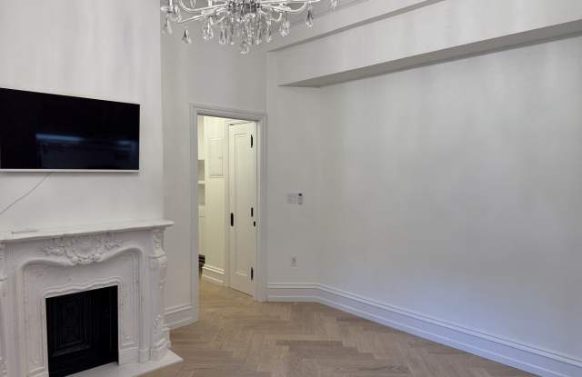 2109 Broadway photos photos