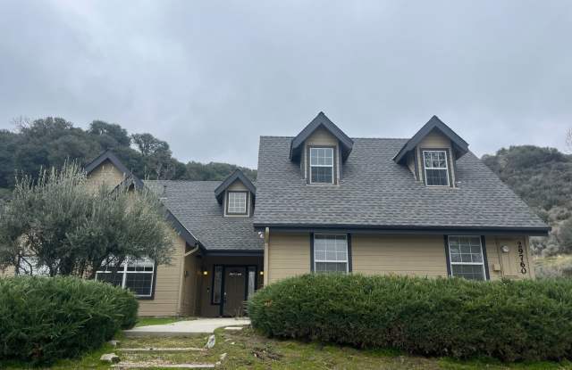 3 Bed 2 Bath House in Bear Valley Springs! - 29760 Butterfield Way, Bear Valley Springs, CA 93561 3 Bed 2 Bath House in Bear Valley Springs! - 29760 Butterfield Way, Bear Valley Springs, CA 93561