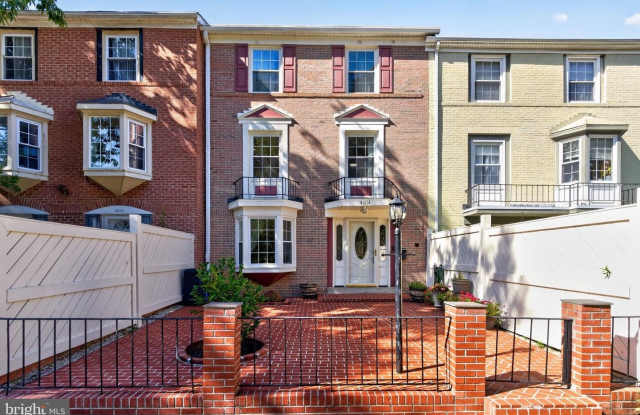4514 ARENDALE SQ Gallery 1