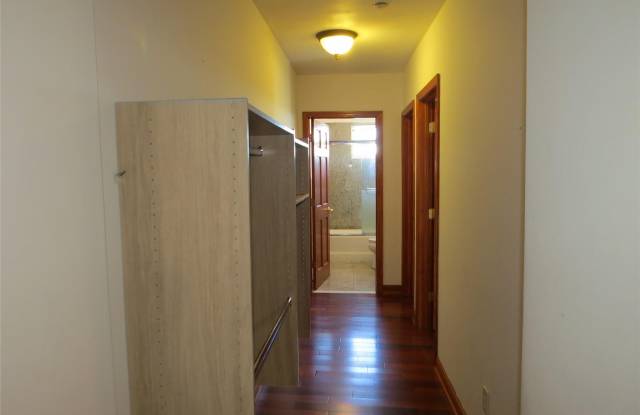 2 E Main Street Gallery 3