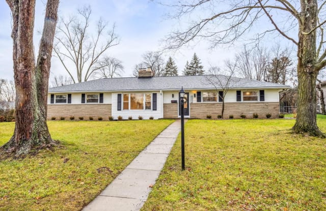 2554 Johnston Road - 2554 Johnston Road, Upper Arlington, OH 43220