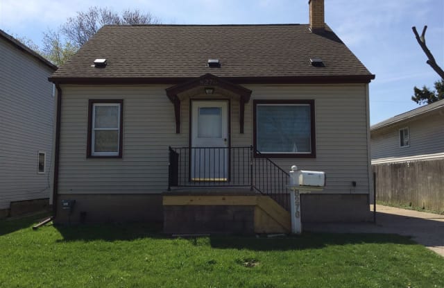 8276 Republic Ave - 8276 Republic Avenue, Warren, MI 48089