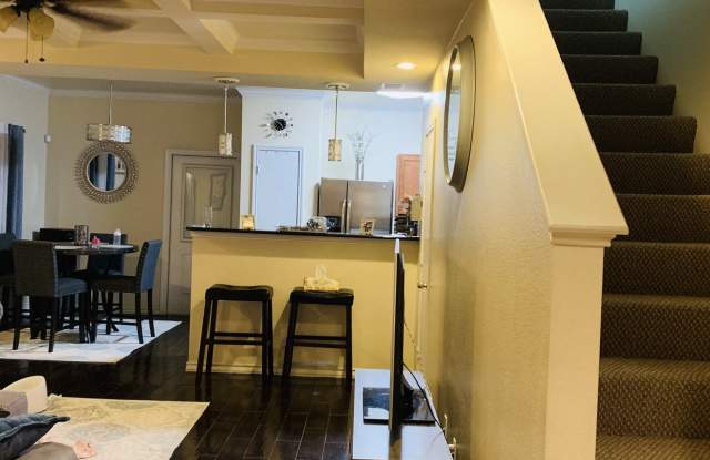 5015 Flipper Drive Gallery 4
