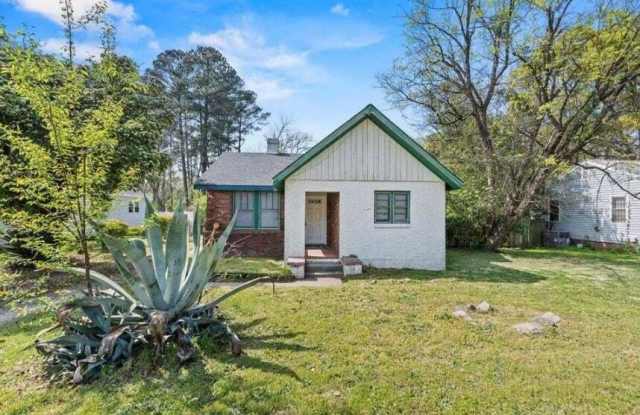 1875 Kissingbower Road photos photos