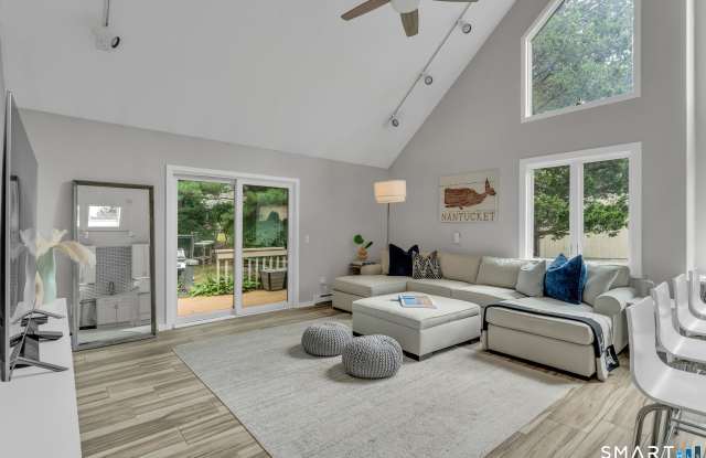 11 Copper Hill Drive Gallery 3