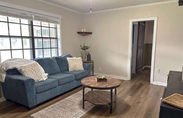 116 Nelda Drive Gallery 2