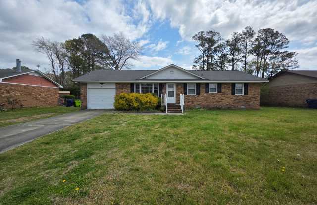 4 Bedroom, 1.5 bath, 1 car garage, fenced in yard, under 25 dog may be permitted photos photos