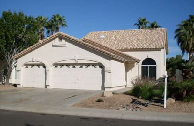 COMING SOON NEAR DOWNTOWN CHANDLER WITH 3 CAR GARAGE!!! photos photos