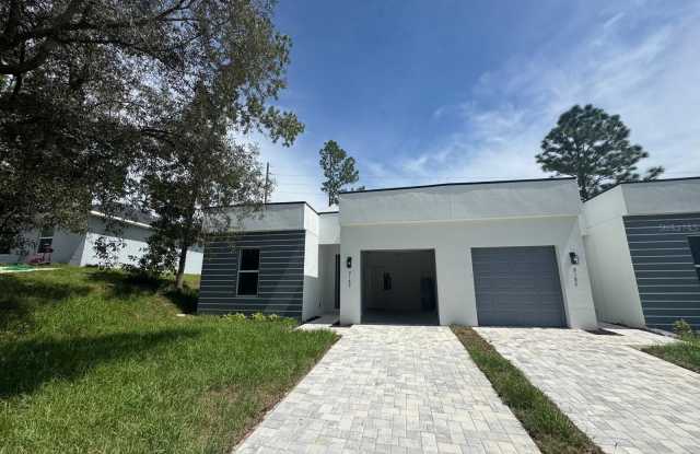 9187-9189 N TRAVIS DRIVE - 9187 North Travis Drive, Citrus Springs, FL 34434