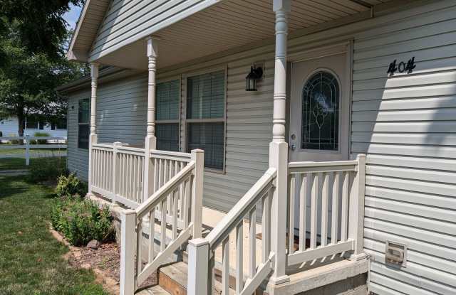 Spacious 4-Bedroom Home in Charming Tolono Neighborhood - 404 South Second, Tolono, IL 61880