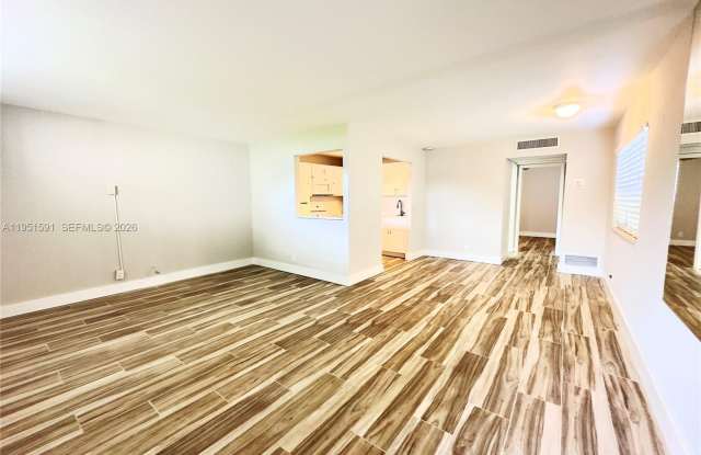 58 Monaco B photos photos