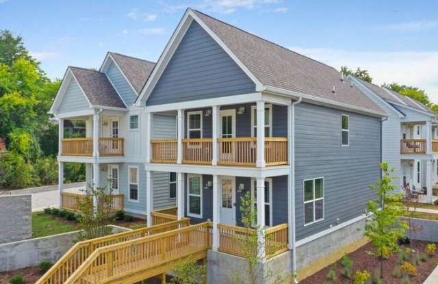 1539 Royal Street - 1539 Royal St, Nashville, TN 37115