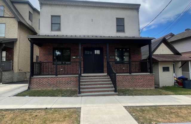 436 Larch Street unit: 2Nd Floor photos photos