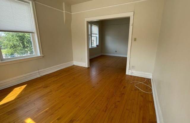 4424 W. Armitage 2W Gallery 4