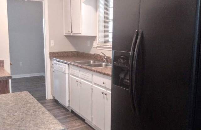 3382 Castleman St. Gallery 4
