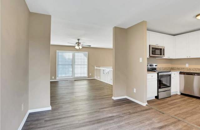 2853 Port Royal Lane Gallery 4