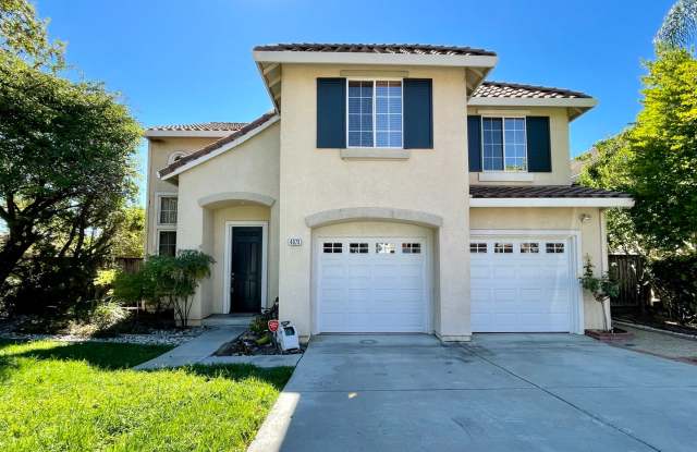 Gorgeous, Spacious 5 Bedroom 3 Bath Evergreen Gem photos photos