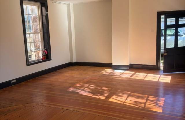 110 N CAMERON Street Gallery 4