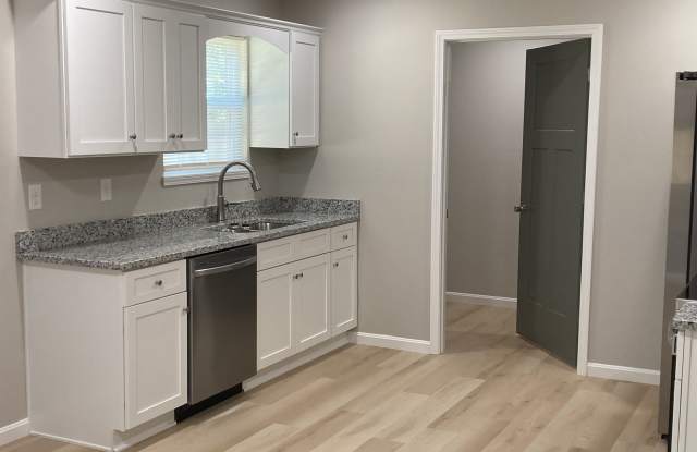 9882 Elizabethtown Road Gallery 2