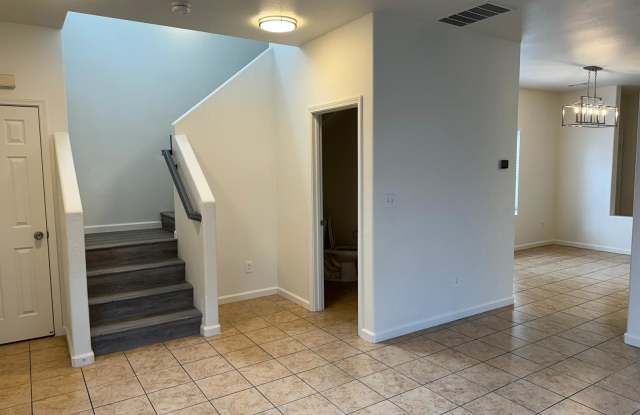 163 Gibson Ave Gallery 3