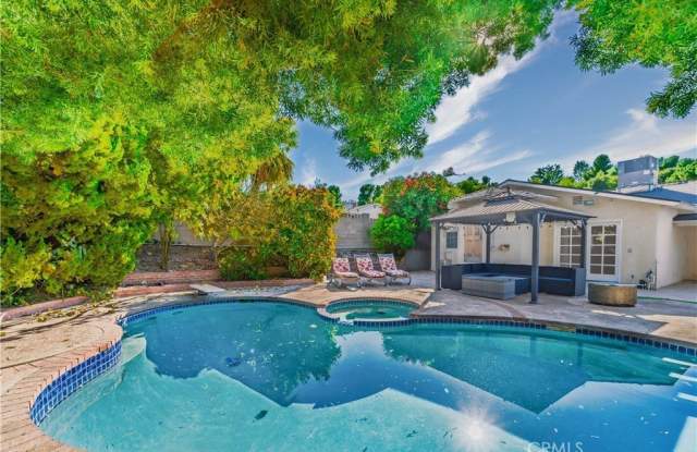 21711 Mulholland photos photos 21711 Mulholland photos photos