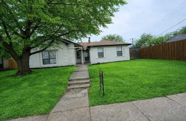 3042 Navarro Lane - 3042 Navarro Lane, Grand Prairie, TX 75052