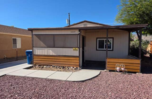 Cute and Clean- 1 bedroom/1 bath home with AZ room in Central BHC photos photos