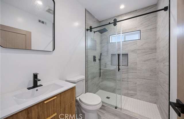 7702 Lasaine Avenue Gallery 3