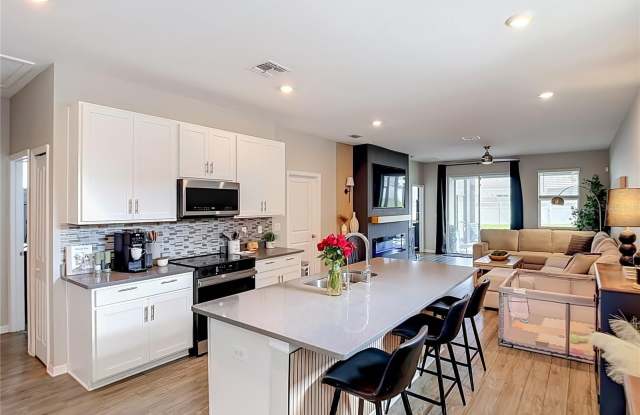 7531 ASHCROFT Drive Gallery 3