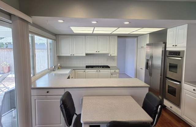 6733 Park Ridge Blvd photos photos