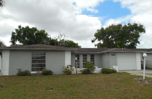 7820 Tyson Dr photos photos