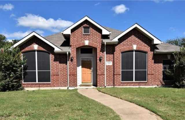 3209 Hamlett Lane - 3209 Hamlett Lane, Garland, TX 75043