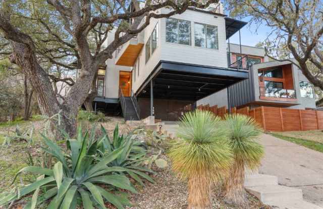 2612 Carnarvon Ln Gallery 1