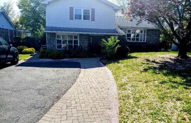 161 N HIGHLAND Circle photos photos