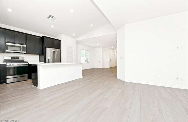 7063 Sayonara Vista Street Gallery 4