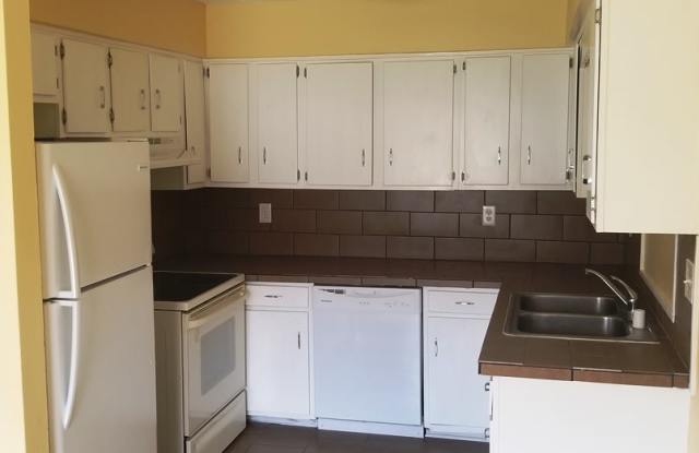 1067 Kelsey Dr Apt B Gallery 4