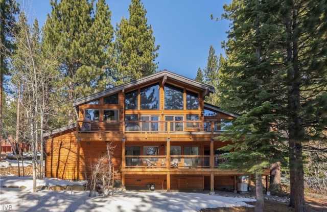 Mountain Modern Retreat- Seasonal Availability Gallery 3