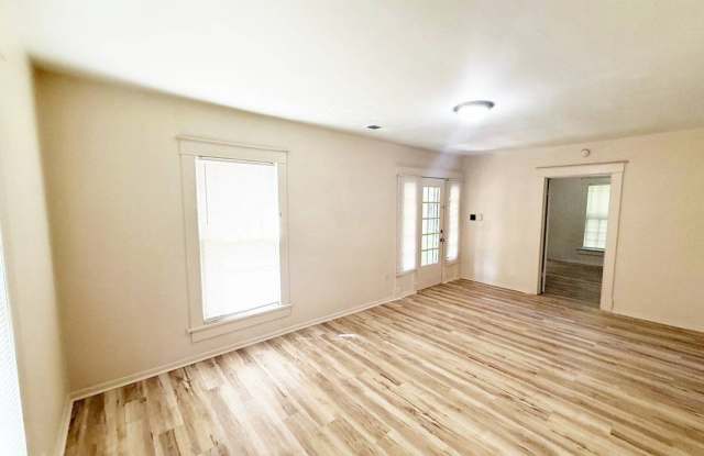 Cozy 2-Bedroom Rental in Memphis Gallery 3