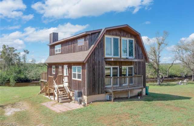 373 Hile Lane - 373 Hile Lane, Charlotte County, FL 33982