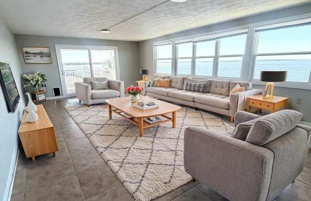 River Road Apartments photos photos