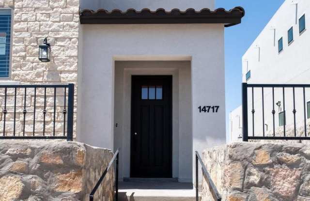 14717 PEBBLE HILLS Boulevard Gallery 2