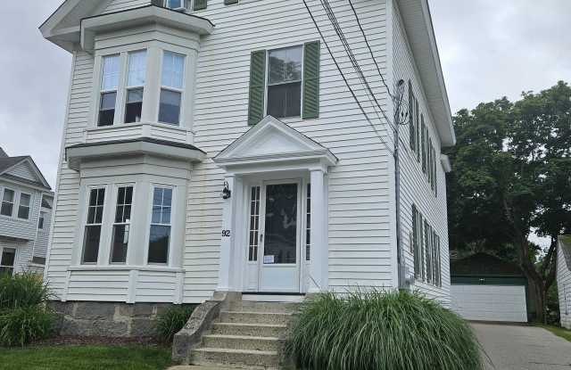 92 Bank Street - 92 Bank Street, Bristol County, MA 02760