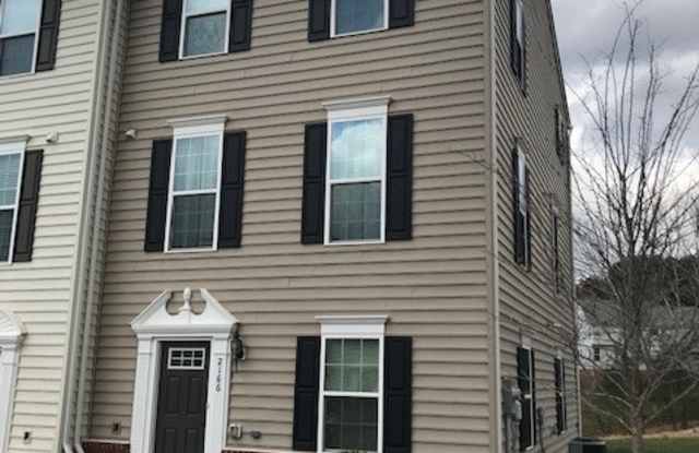 2166 WHISPERING HOLLOW LN - 2166 Whispering Hollow Lane, Pantops, VA 22911