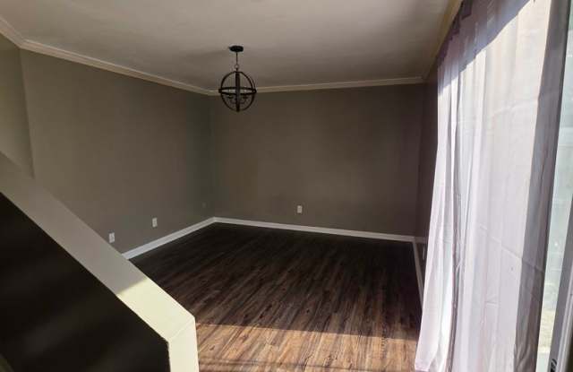 2220 Woodridge L photos photos