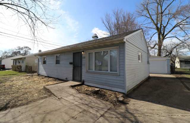 Slab Home on a Quiet Block - 2332 Marshalltown Lane, Gary, IN 46407